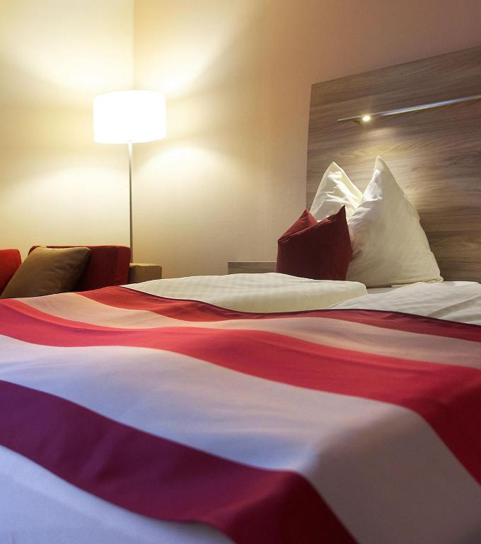 דיסלדורף Hotel Rheinterrasse Benrath חדר תמונה